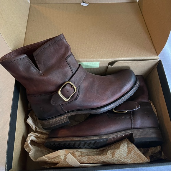 Frye womens bootie size 7.5 - Picture 3 of 3